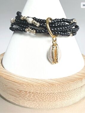 Cowrie Shell Charm Black Miyuki Bead Bracelets  - Five Strand